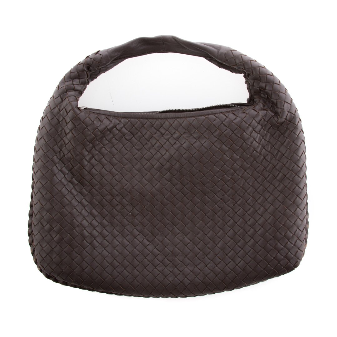 Bottega Veneta Veneta Medium Sac Hobo Bag: Chocolate brown with intrecciato woven napa leather and silver hardware. Made in Italy. With duster cover. 10”H x 17”W.