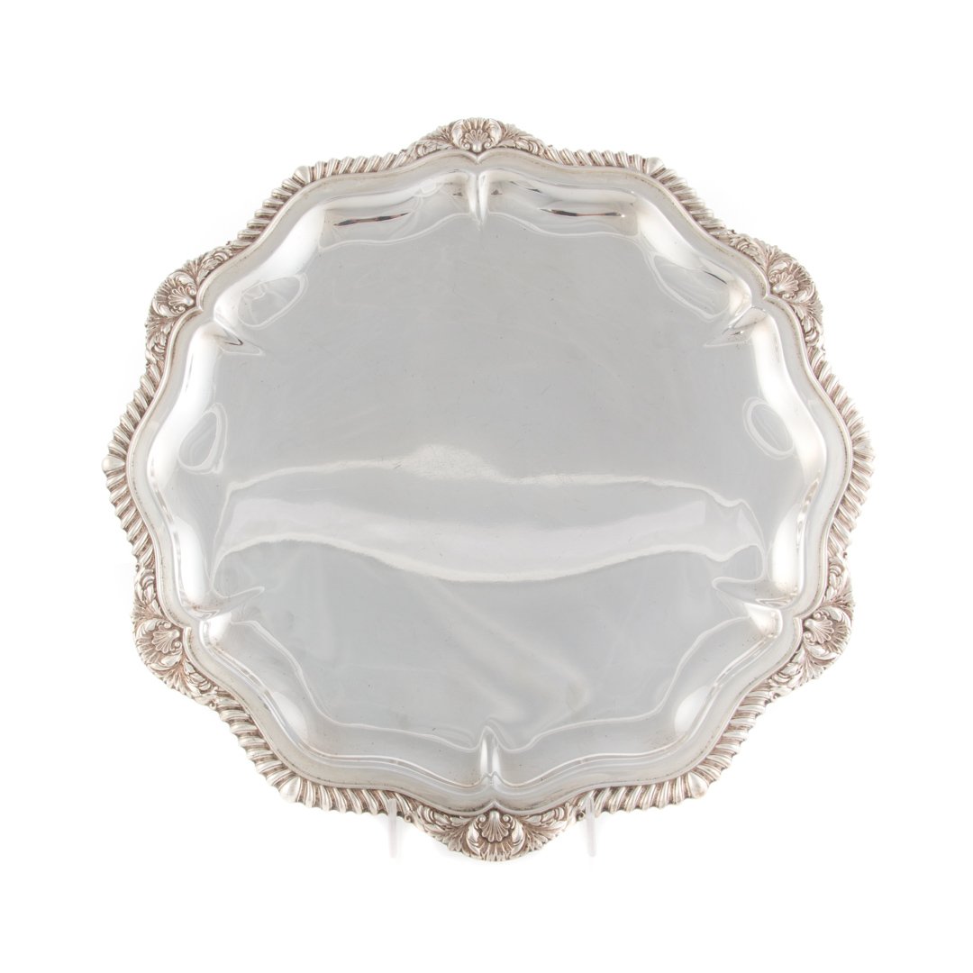 International "Lord Robert" sterling round tray (1 of 3)