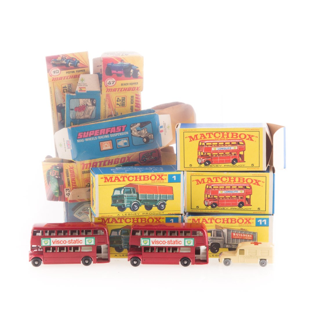 Assorted Matchbox, boxes, & vehicles: and one Lesney truck