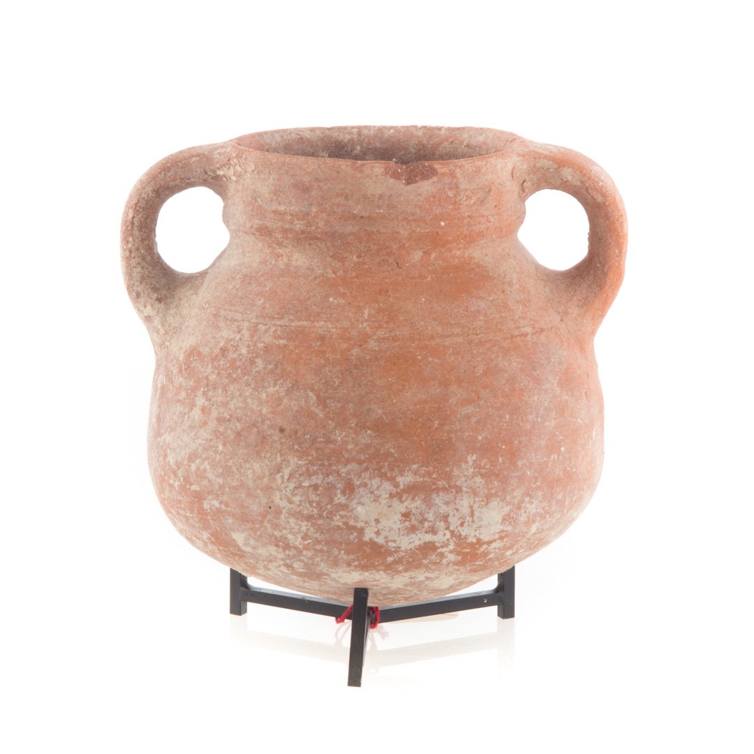 Judean clay double-handled vessel (1 of 4)