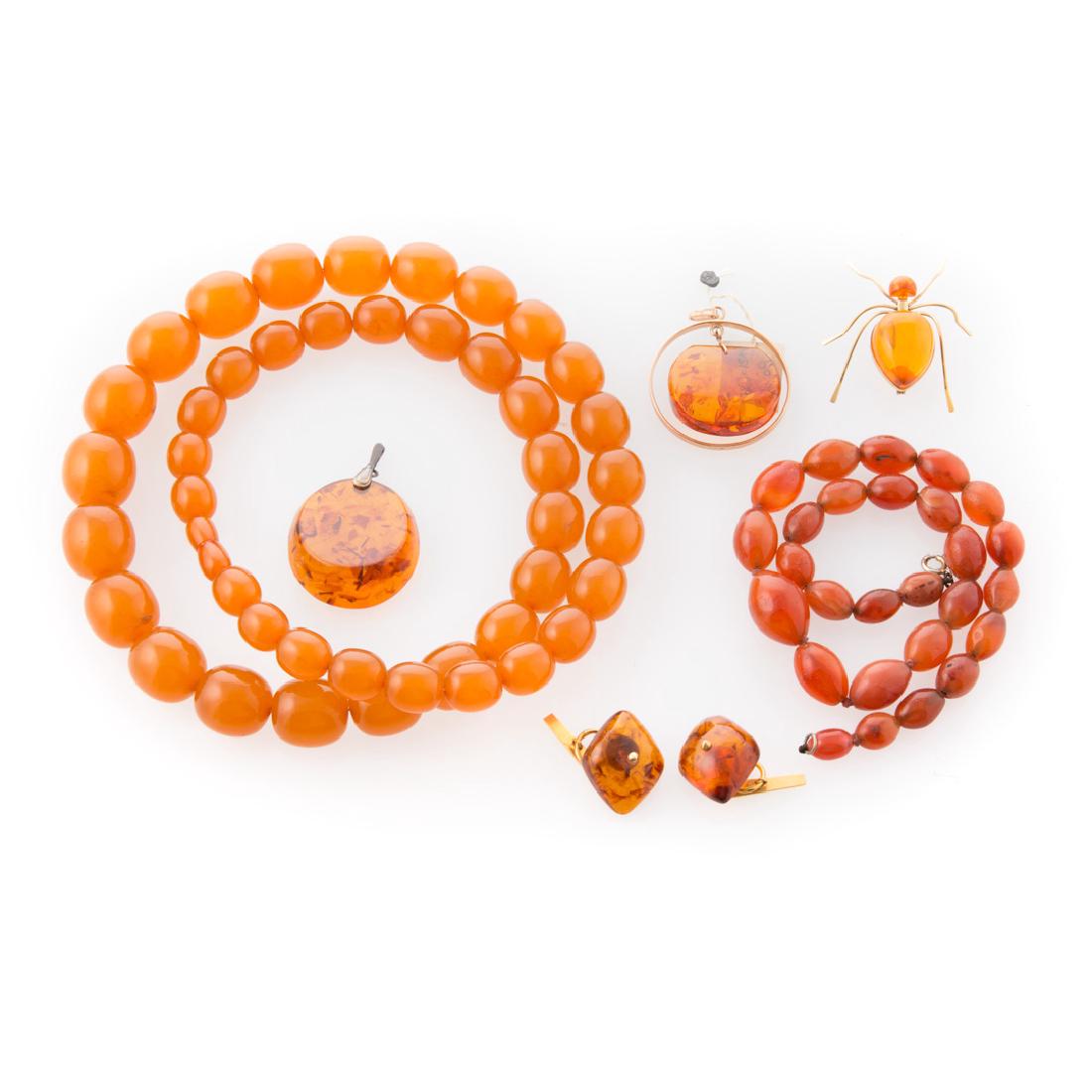 Amber Jewelry from the Helen Bentley Estate (1 of 4)