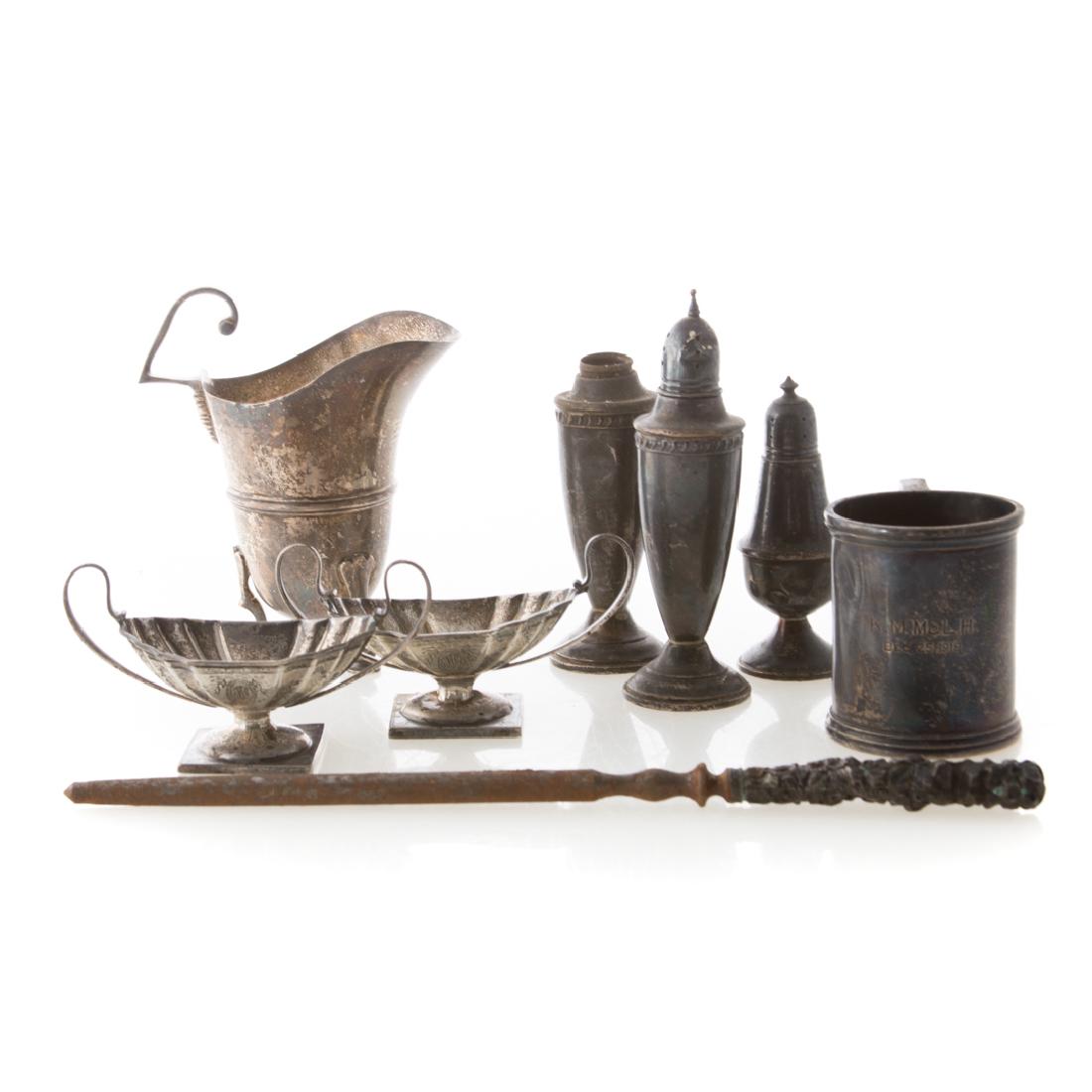A collection of sterling silver table items (1 of 6)