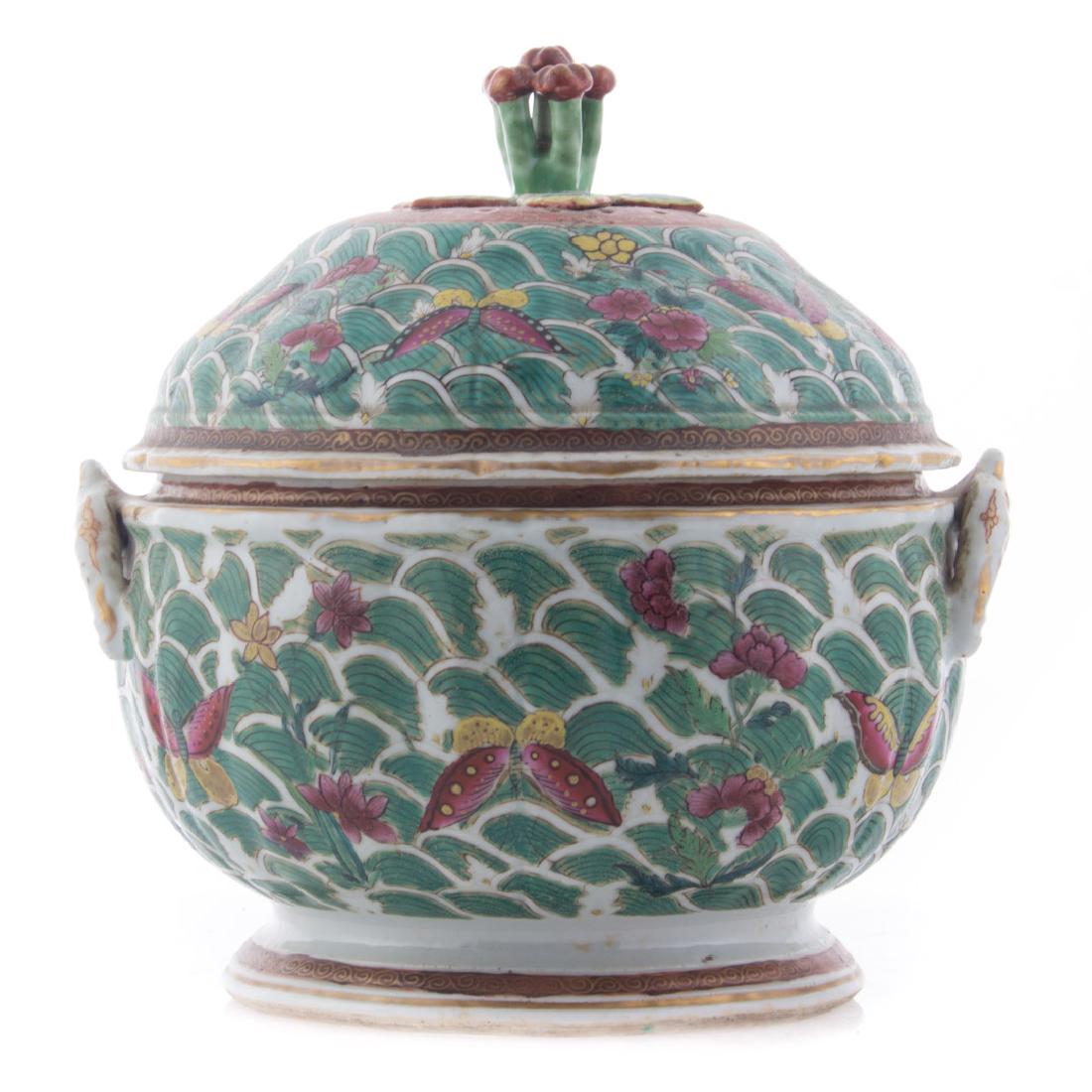 Chinese Export porcelain soup tureen (1 of 6)