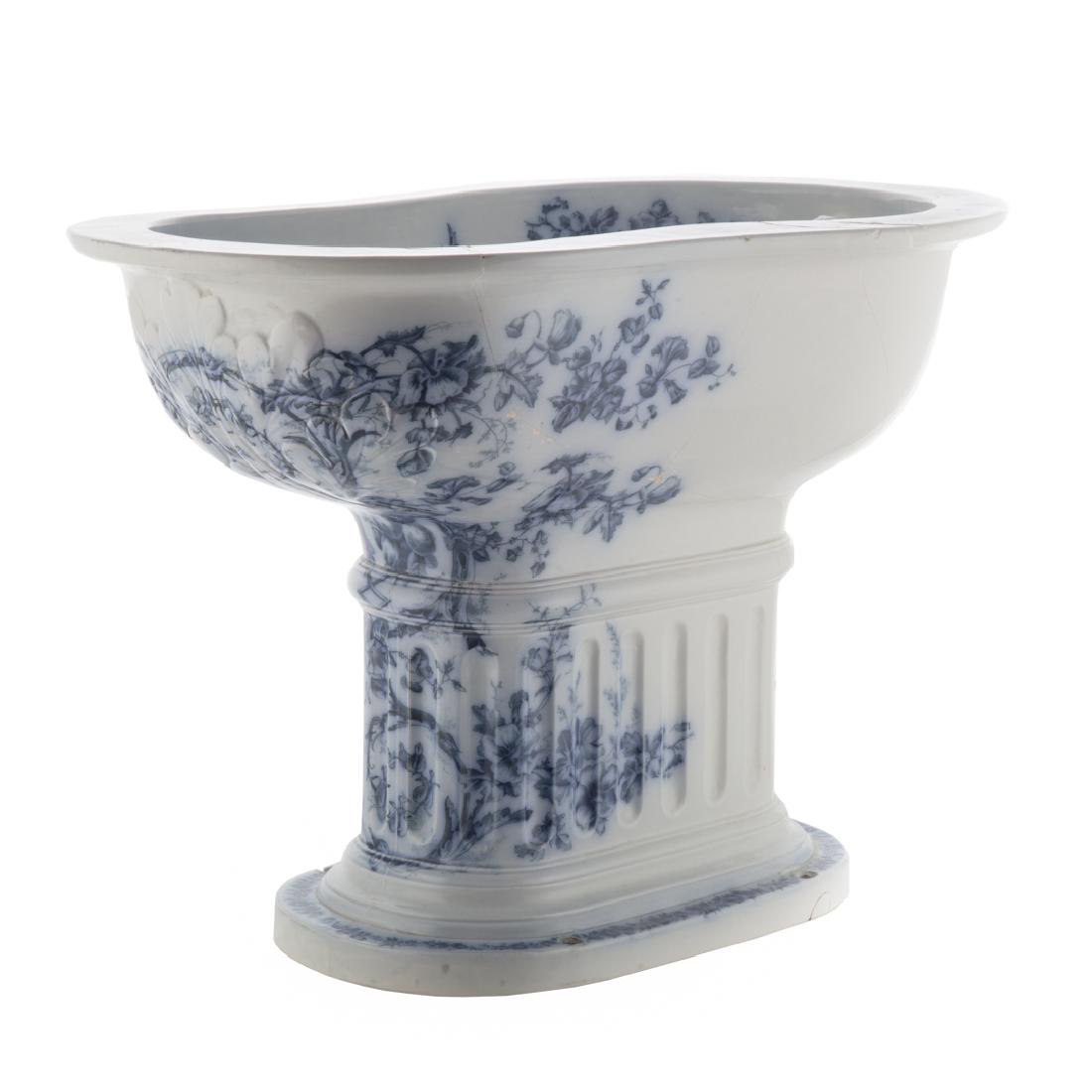 Brown-Westhead, Moore & Co. ceramic bidet (1 of 5)