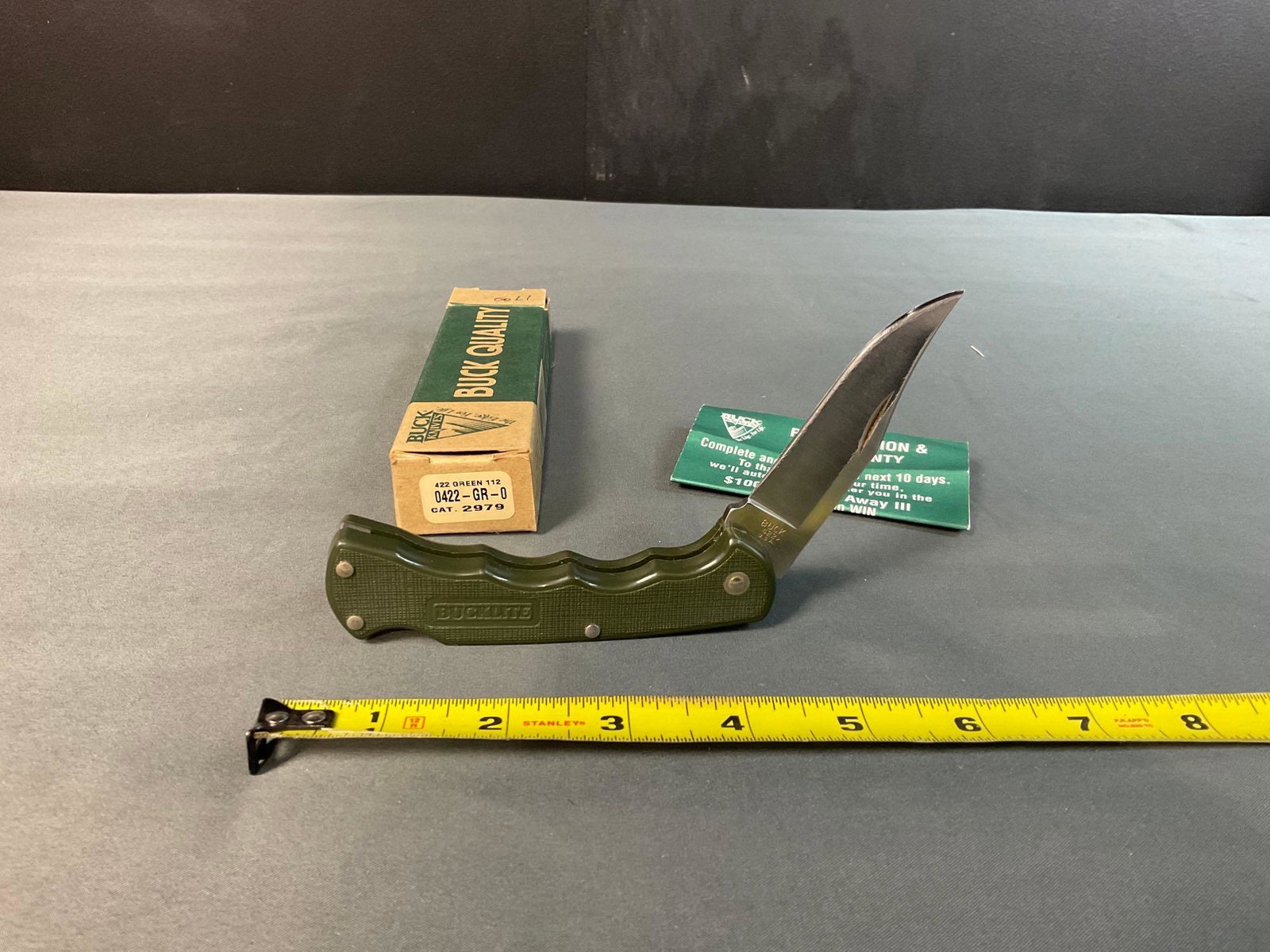 New 1987 Buck 422 Green Bucklite Knife (1 of 2)