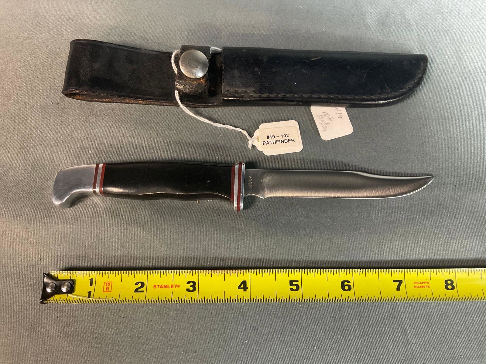 New 1964-1966 Buck 102 Pathfinder Knife (1 of 3)