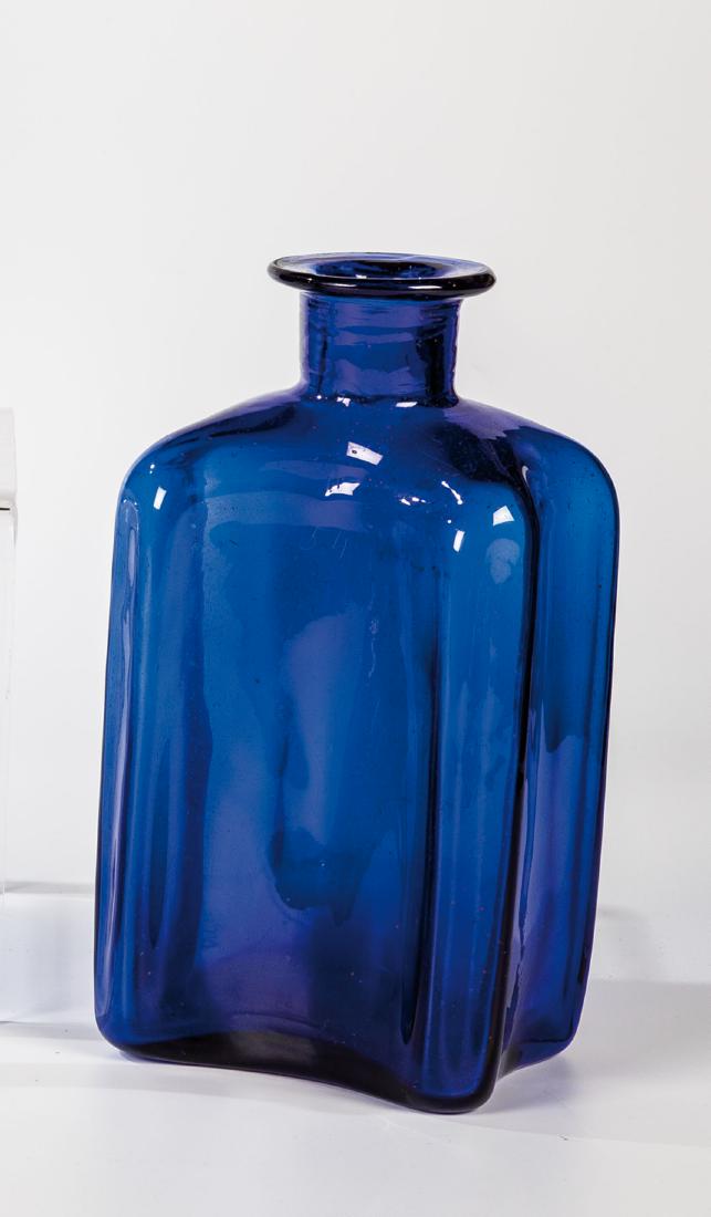 Apothekenflasche aus kobaltblauem Glas (1 of 1)
