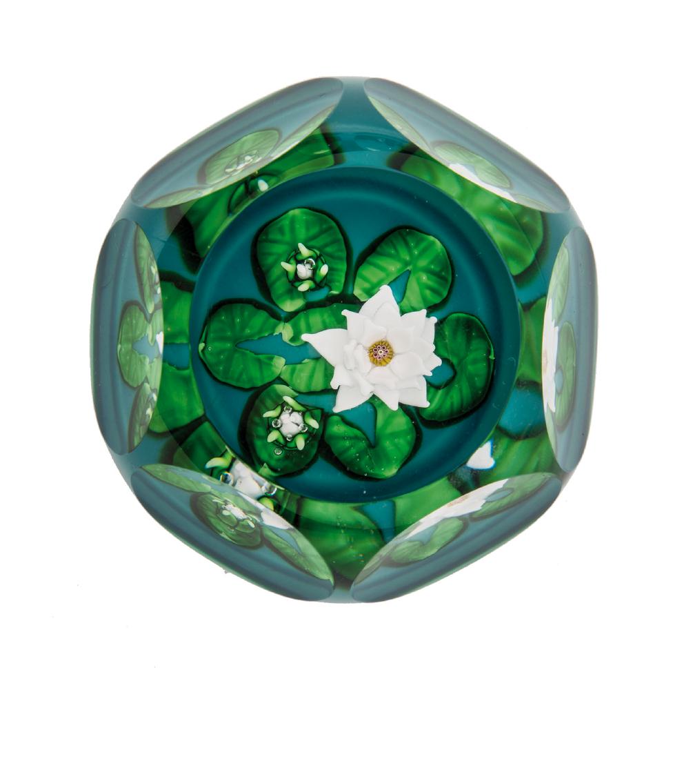 Briefbeschwerer mit Seerosen (1 of 1)