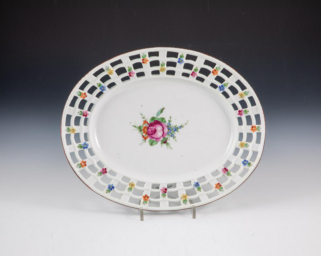 Porzellan-Platte aus dem (1 of 1)