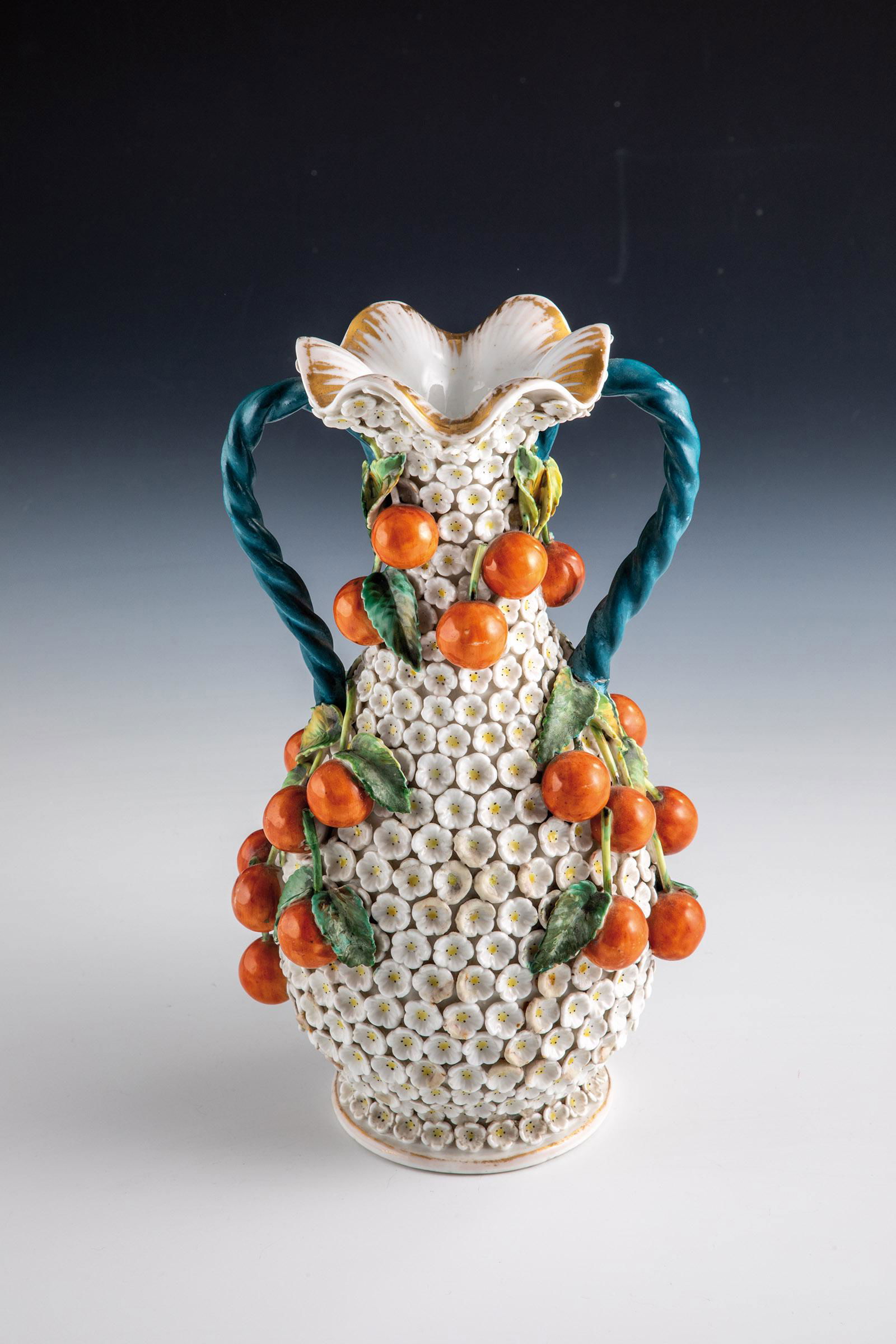 Schneeballvase (1 of 2)