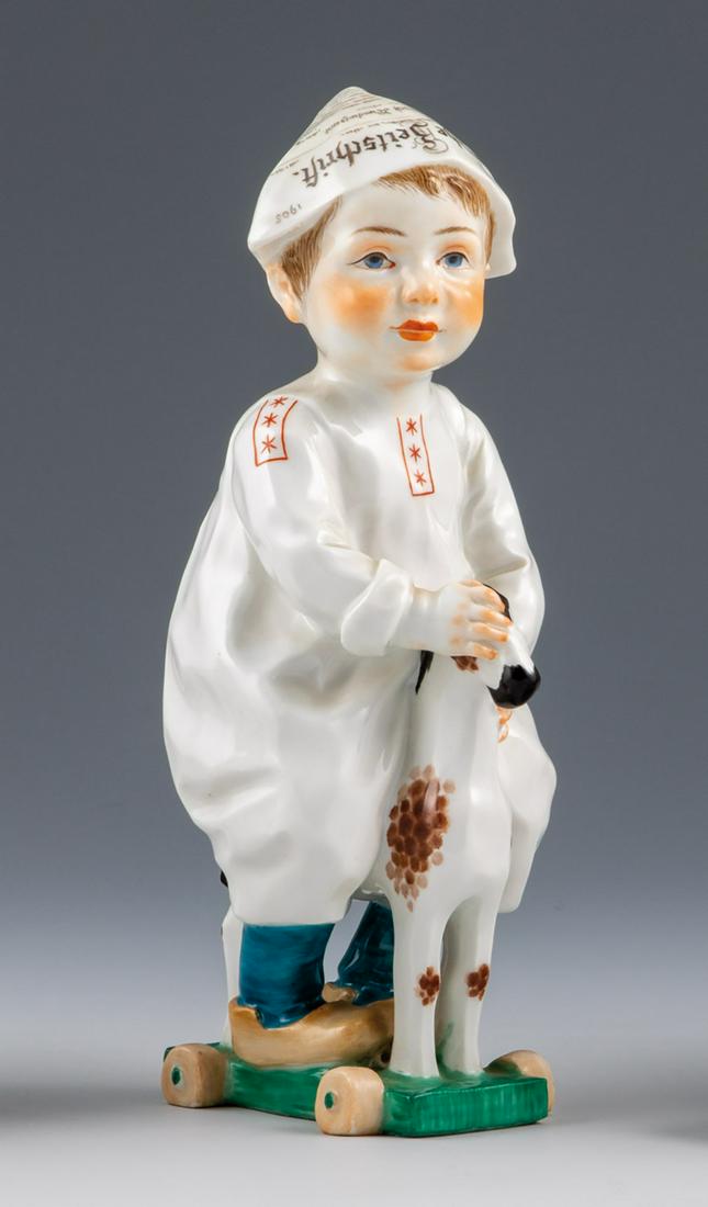 Kind auf Holzpferd (1 of 1)