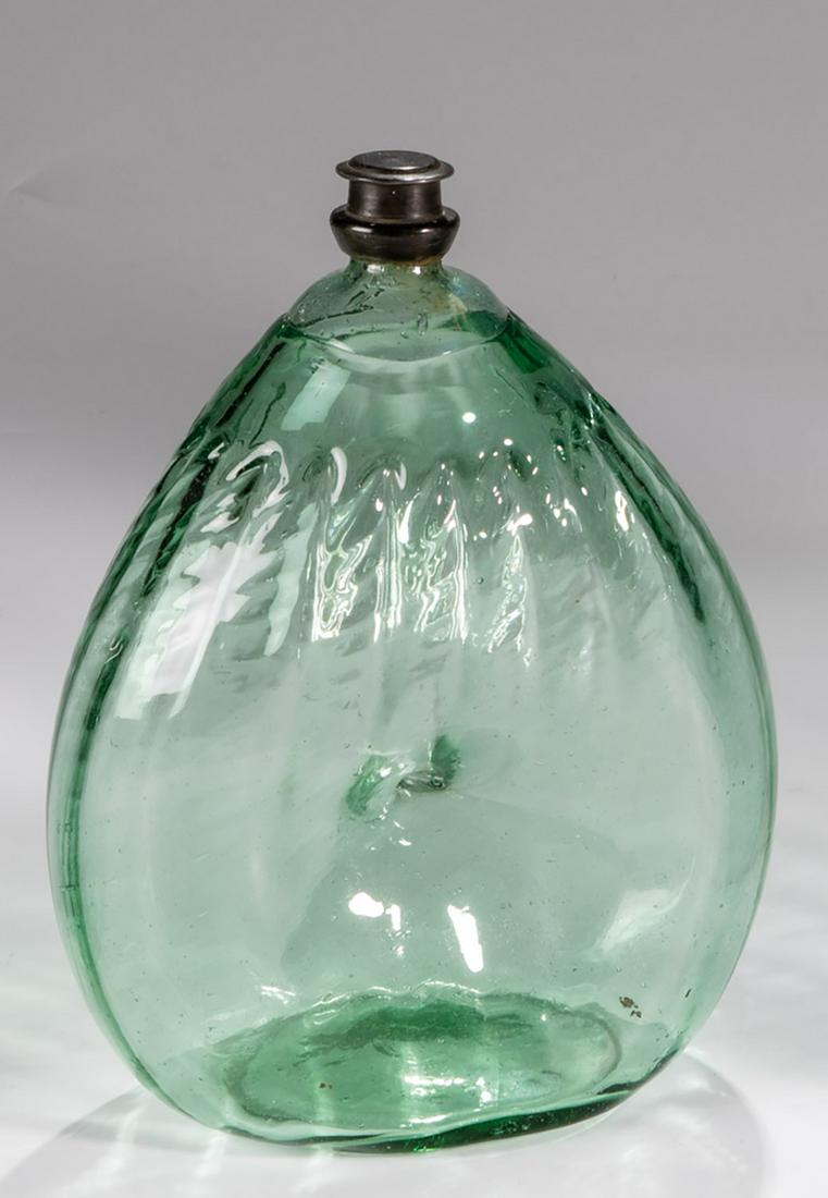 Nabelflasche mit Zinnschraubverschluss (1 of 1)