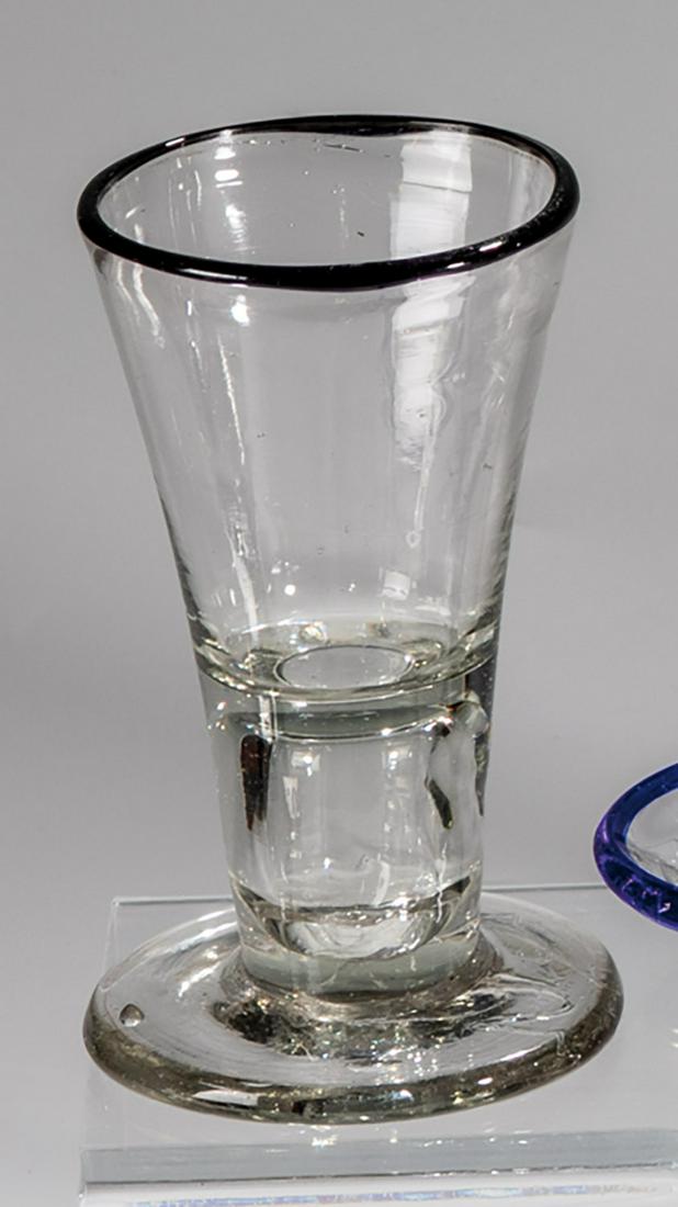 Wachtmeister mit violettem Rand (1 of 1)