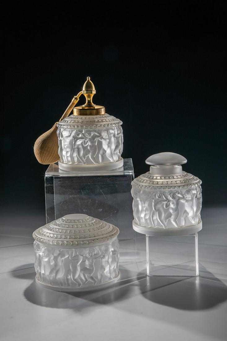 Dreiteilige Toilettengarnitur ''Enfants'' (1 of 1)