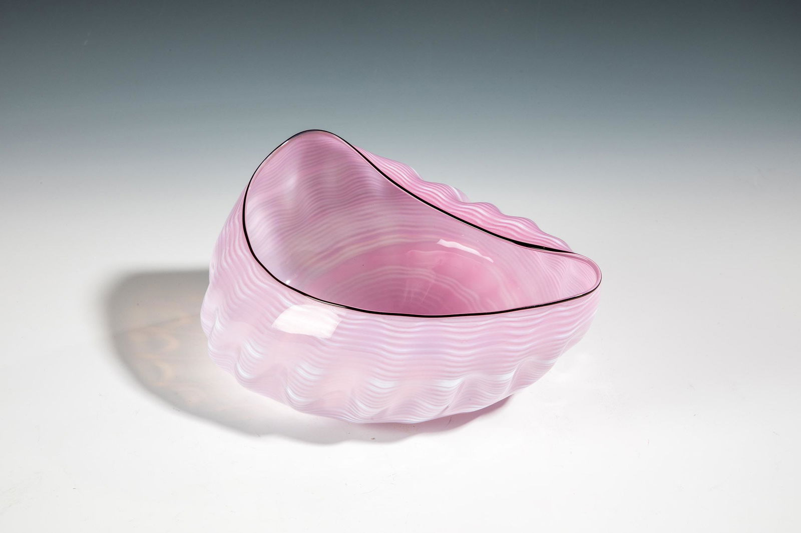 Schalenobjekt ''Sea Form'' (1 of 1)