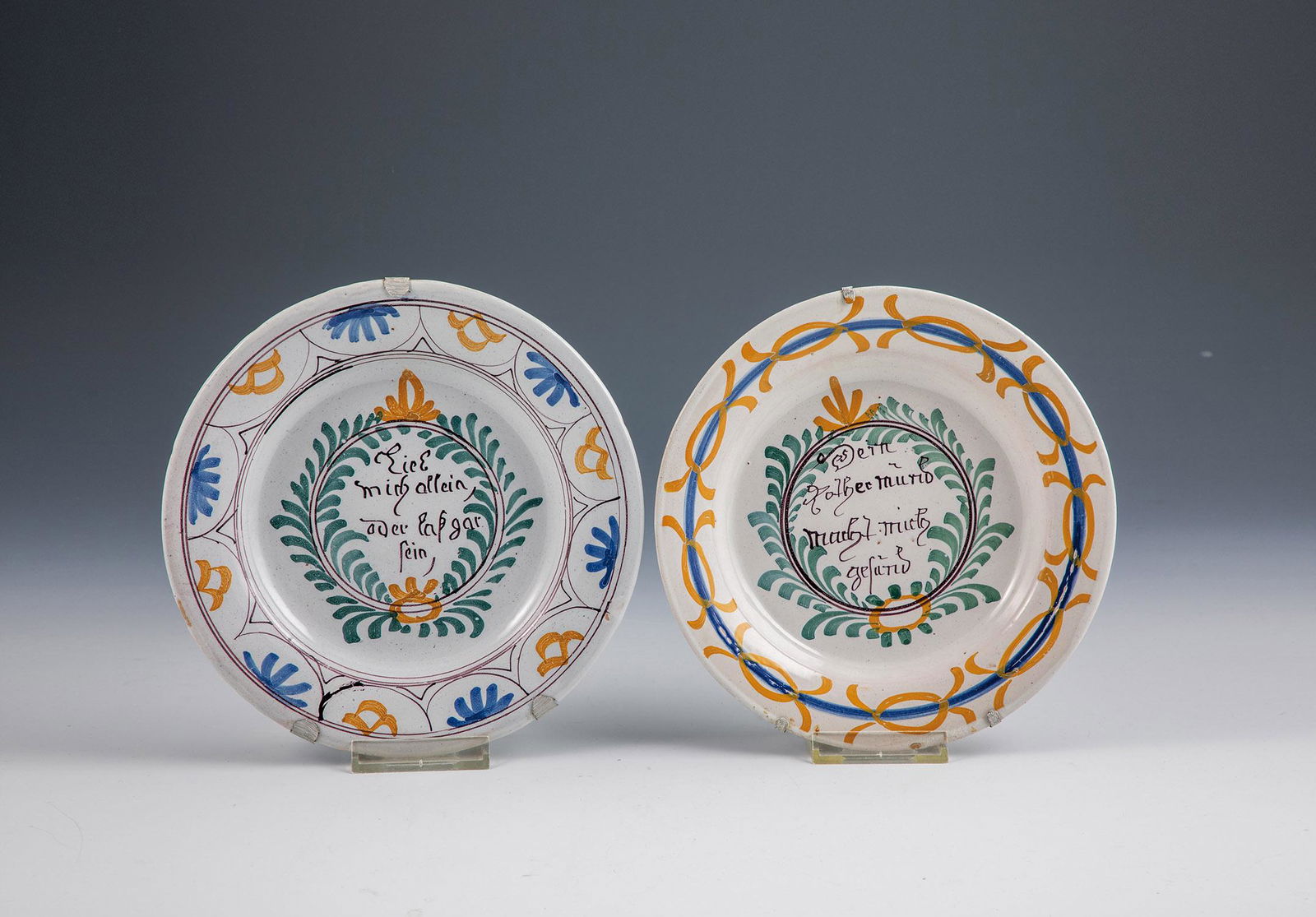 Zwei Spruchteller (1 of 1)