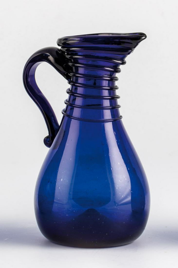 Krug aus kobaltblauem Glas (1 of 1)