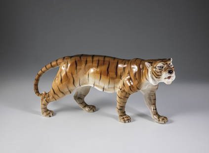 Tiger: Tiger Adolphe-Jean Lavergne (design), Friedrich Goldscheider, Vienna, c. 1905/08 Earthenware, naturalistic underglaze painting. Right ear restored. Black manufactory stamp, 3988, 265, 8 (stamped in).