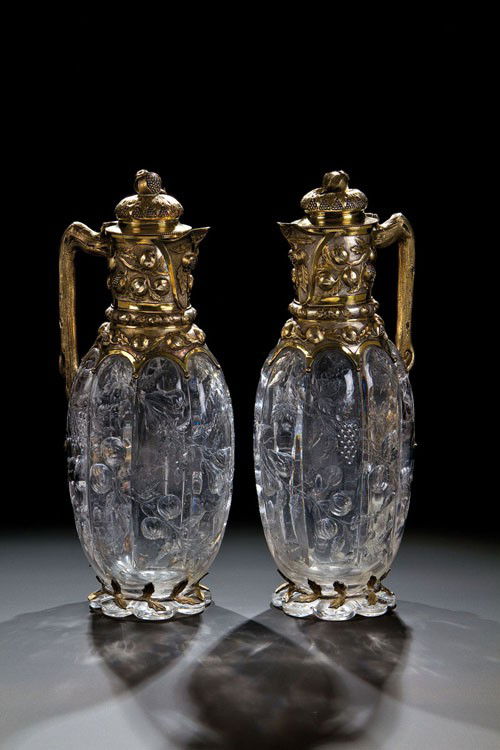 A pair of claret jugs Thomas Webb & Sons, Dennis H: English: A pair of claret jugs Thomas Webb & Sons, Dennis Hall bei Stourbridge / Worcestershire, Ende 19. Jh. Thomas Webb & Sons, Dennis Hall/Stourbridge (Worcestershire), late 19th century gegossenem