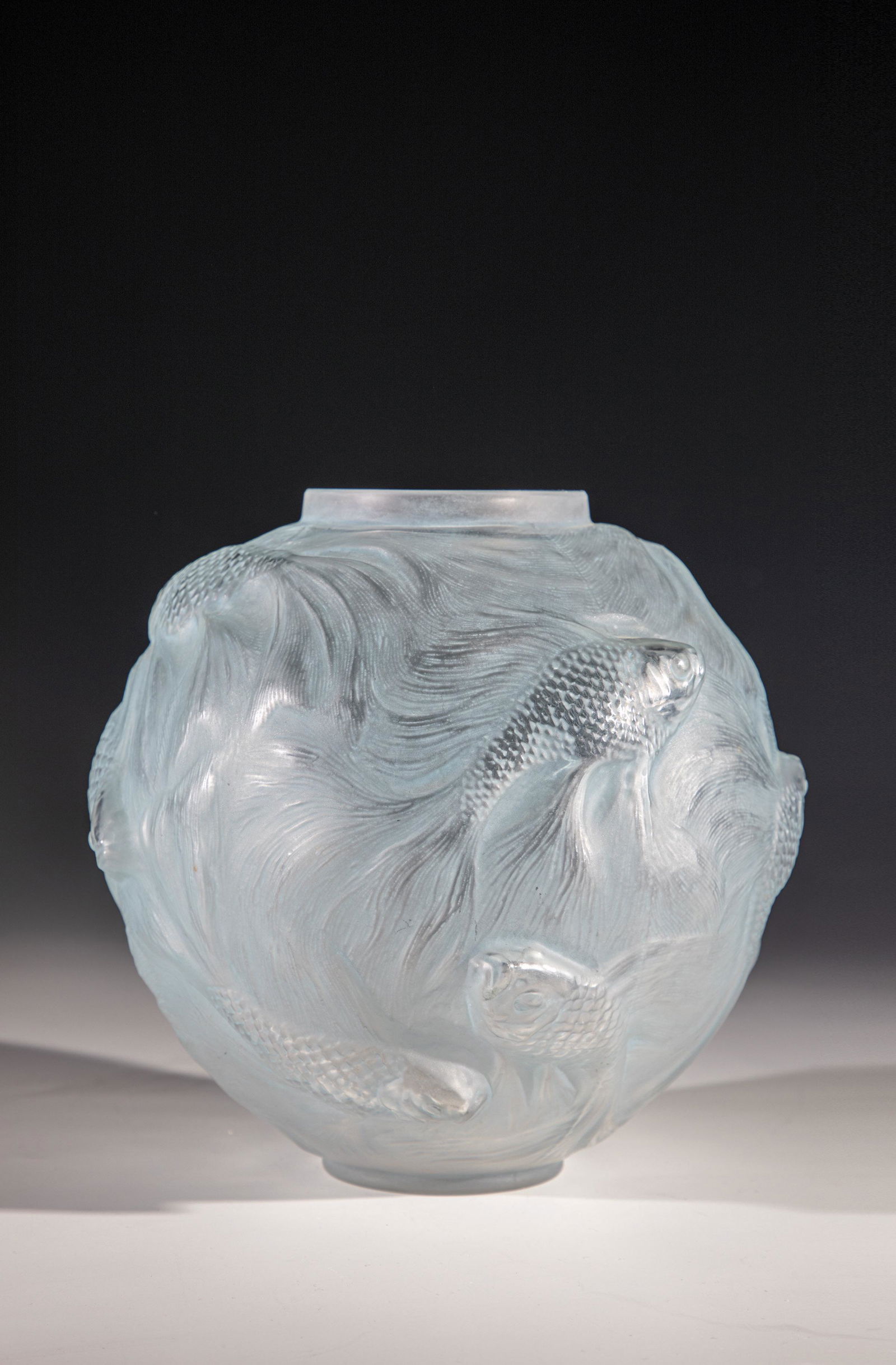 Spherical vase ''Formose (1 of 1)