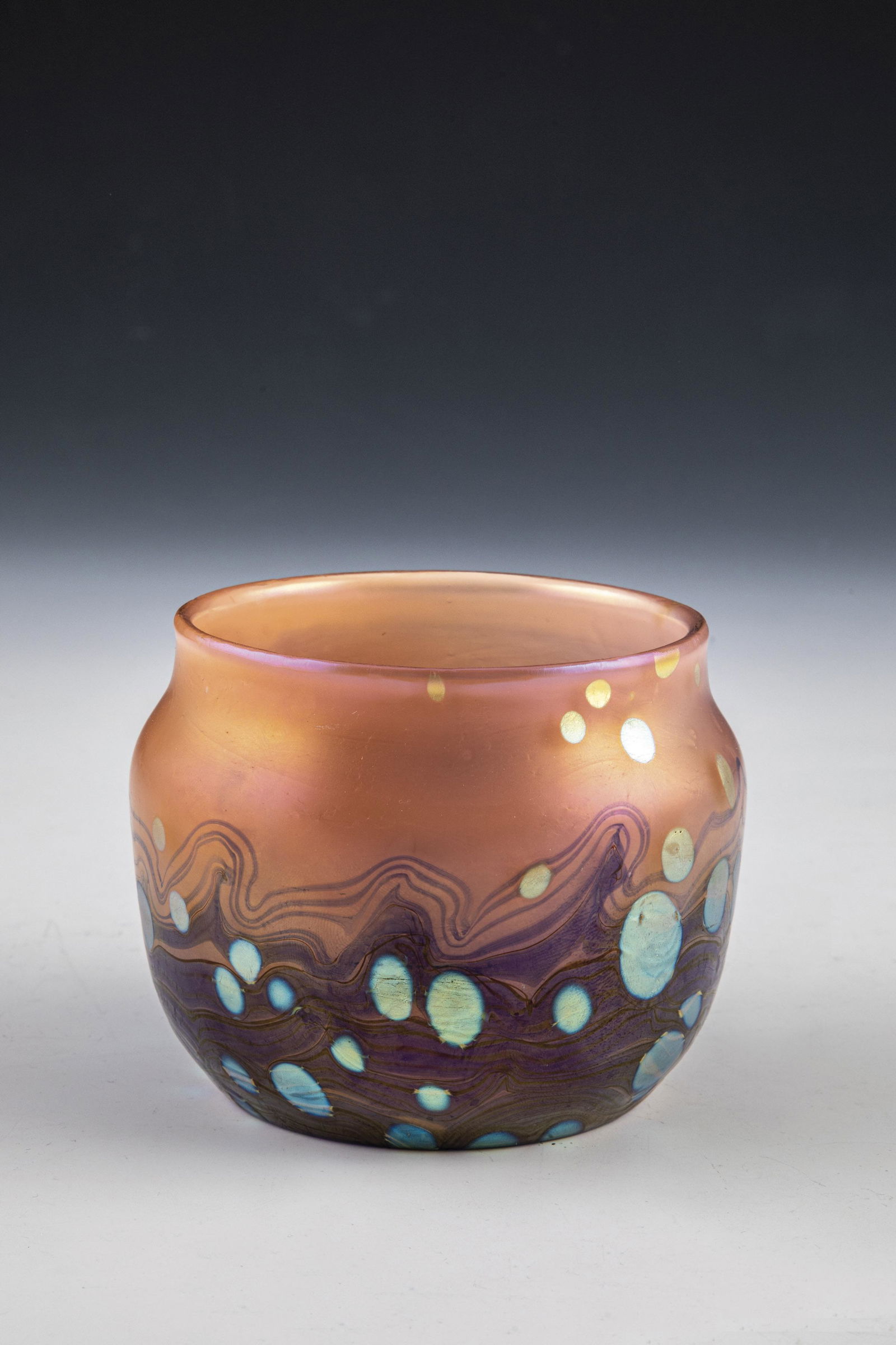 Small vase ''Cytisus'' (1 of 1)