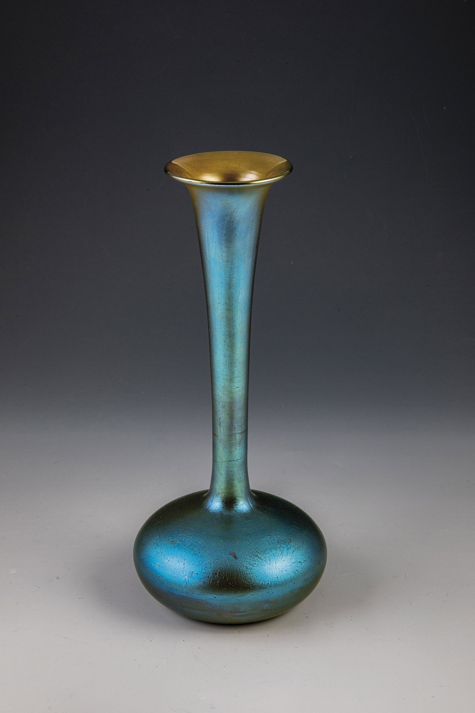 Long neck vase ''Candia Silberiris'' (1 of 1)