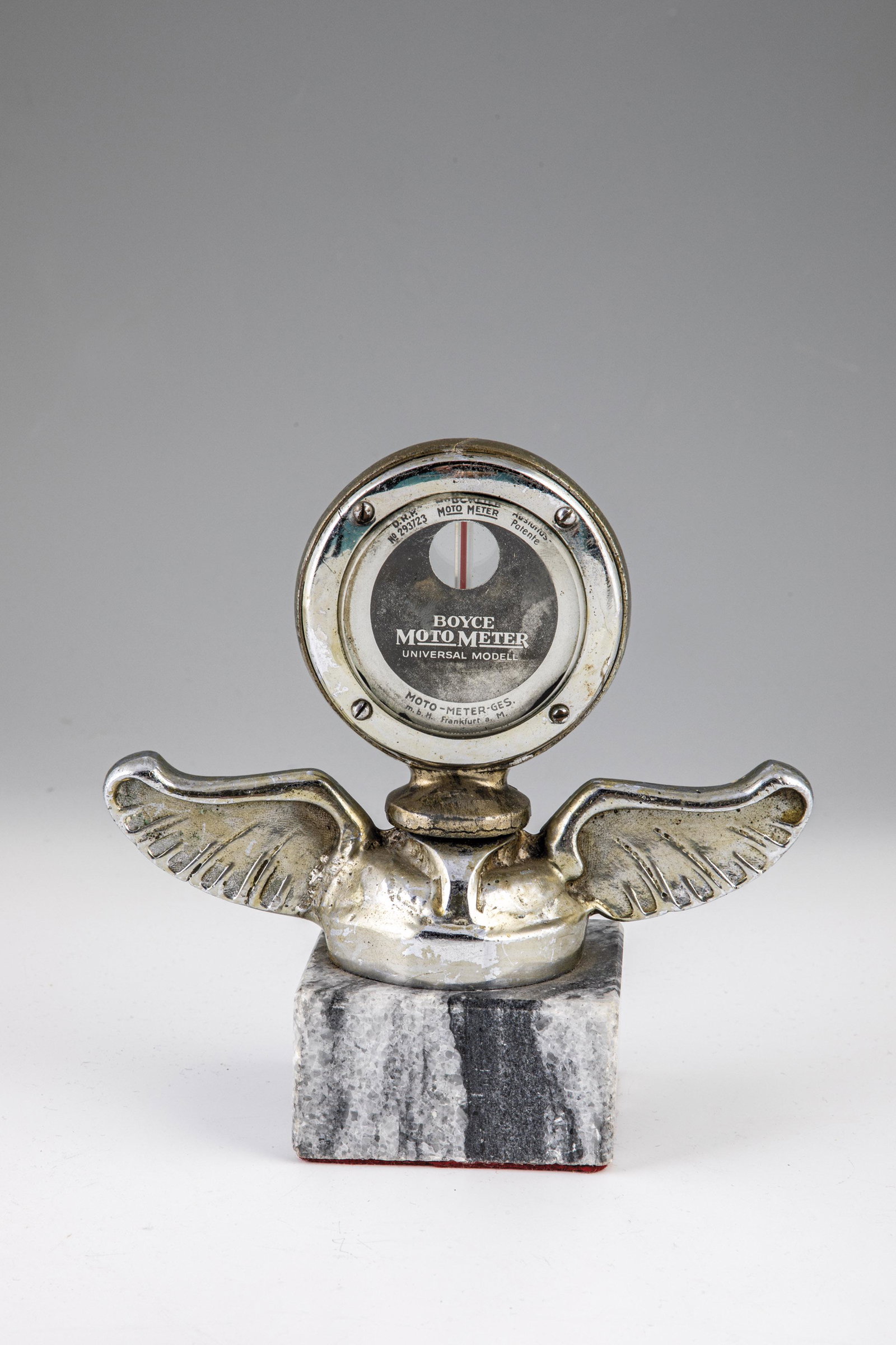 Radiator figure thermometer (1 of 1)