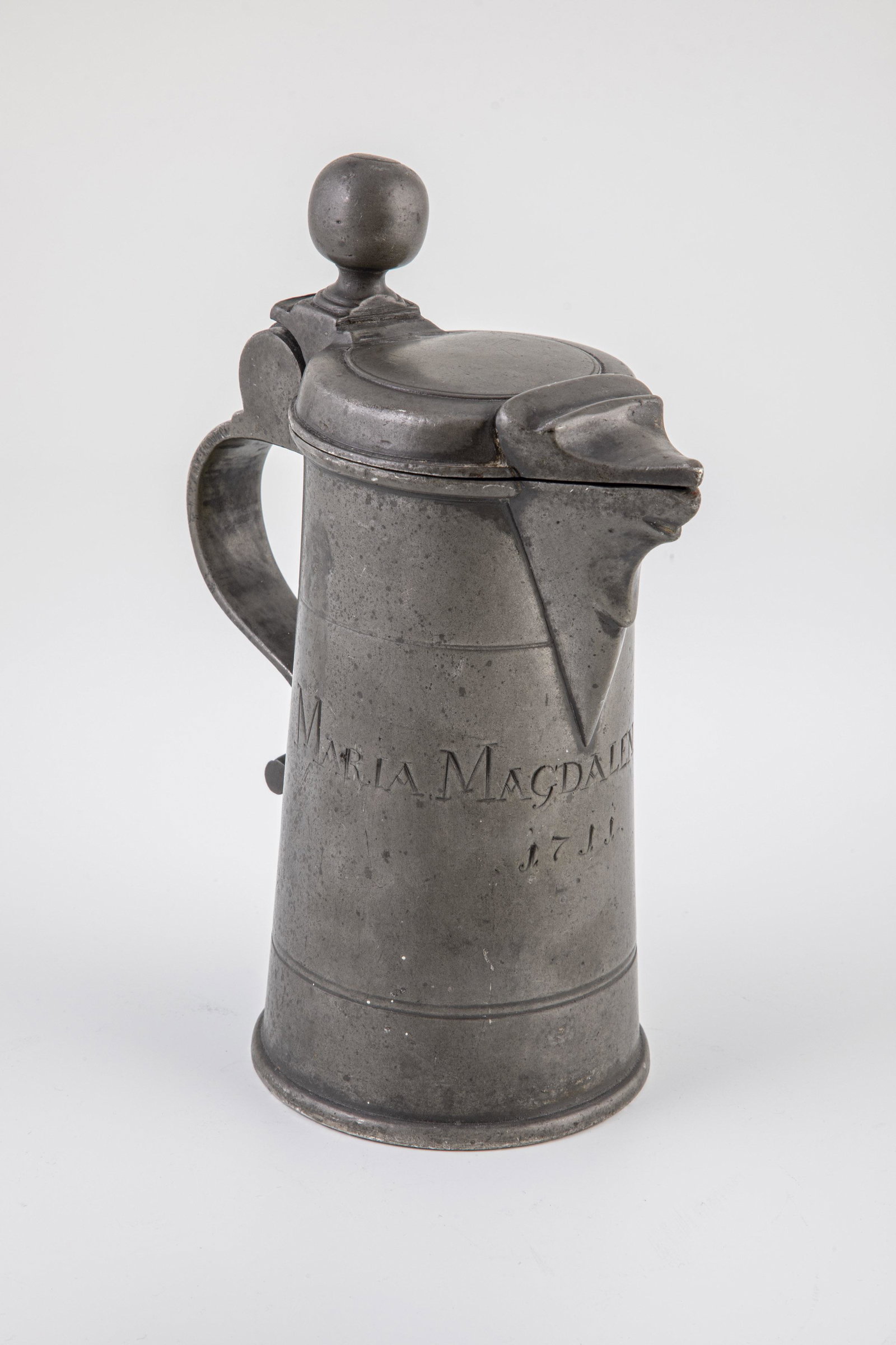 Small beak jug (1 of 1)