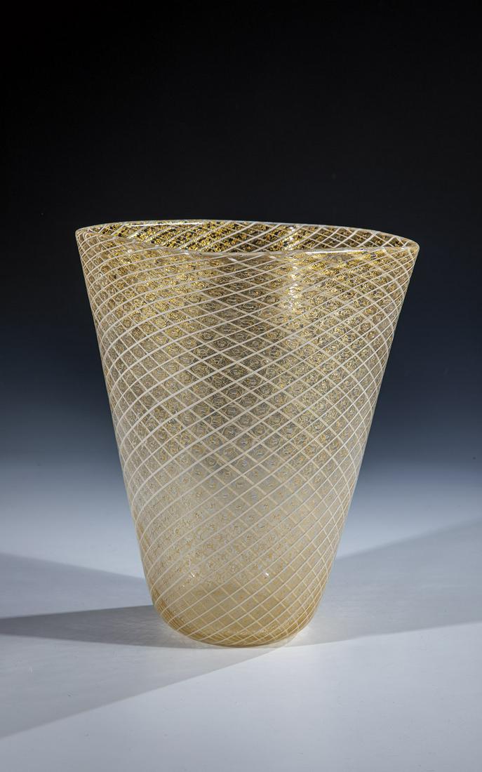 Vase ''reticello (1 of 1)