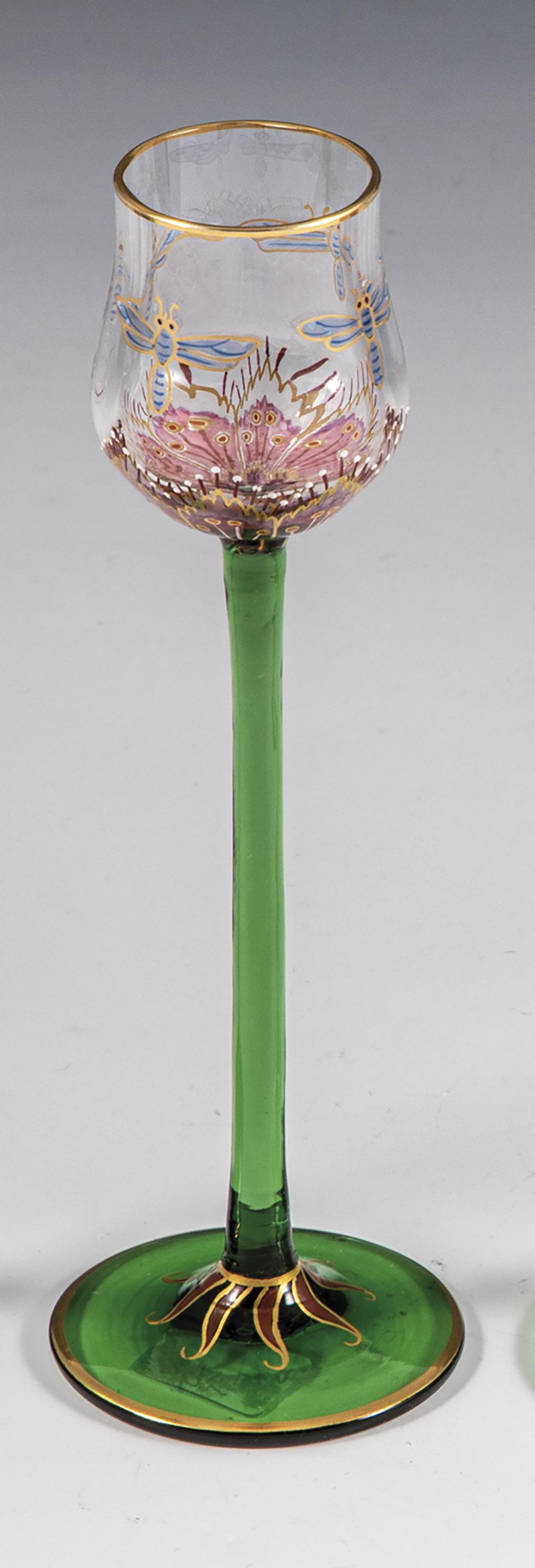 Liqueur glass with bees: Liqueur glass with bees Meyr's nephew, Adolf, c. 1900 Foot and stem in dark green glass, the optically blown dome in colorless. Circumferentially repeated decoration: bees over flower stylization in c