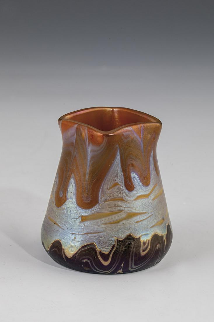 Miniature vase ''opal phenomenon Gre 358'' (1 of 2)