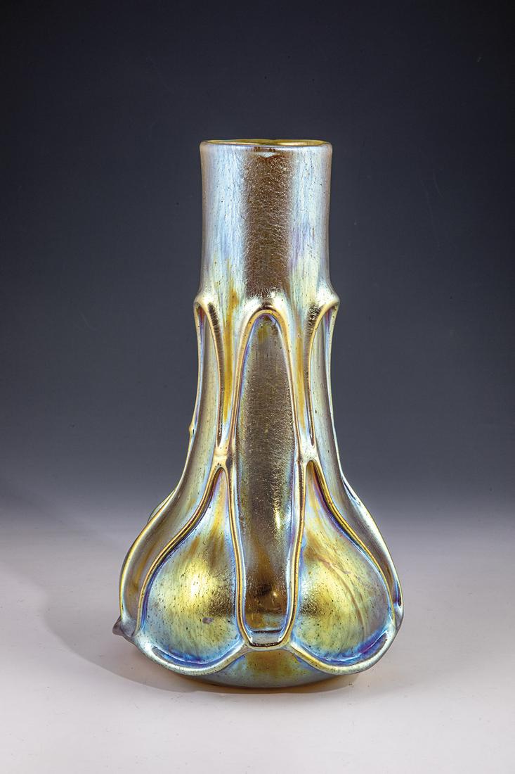 Vase ''Phenomenon Gre 1/844, candia silver iris'' (1 of 3)
