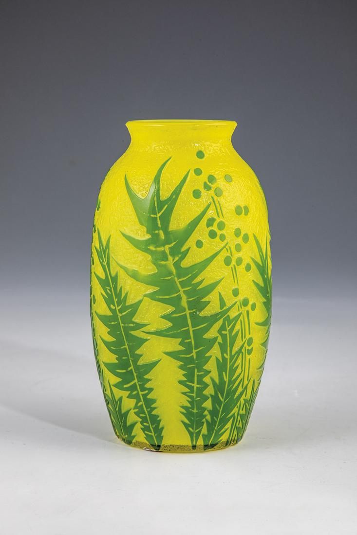 Vase ''citron with leaf green'' (1 of 2)