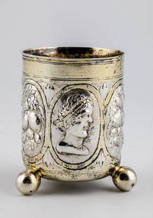 Ball foot cup: Ball-foot cup Nuremberg, master Jacob Pfaff (master from 1677), around 1680 silver, partly gilded. On the wall in oval medallions alternating with high relief sculptural portraits of emperors and