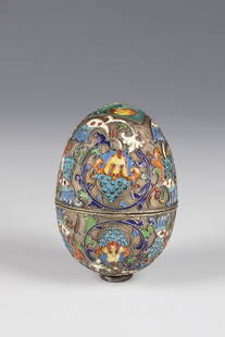 CloisonnÃ© enamel egg dose: CloisonnÃ© enamel egg tin Russia, stamped Ovchinnikov silver, partly gilded. Ovoider body with flower and tendril decoration as well as firebird depiction in the upper area. Stamped with inspection