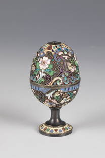 CloisonnÃ© enamel egg double cup: CloisonnÃ© enamel egg double cup Russia, stamped ''GS'' silver, partly gilded. The two-part wall is decorated with flowers, tendrils and geometric motifs. Stamped with the city mark of