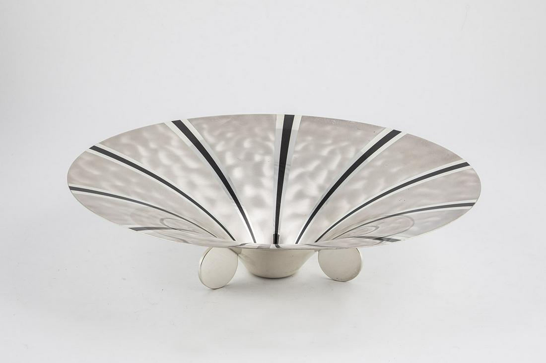 Bowl ''Ikora Metal'': Bowl ''Ikora-Metall'' WMF, Geislingen, c. 1934 metal. Underside with tower mark. Wear. D. 35 cm. Lit.: C. Burschel and H. Scheiffele, WMF IKORA METALL 1920s to 1960s, 2006, p. 221.