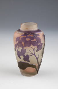 Small vase: Small vase Emile GallÃ©, Nancy, c. 1906 Colourless glass, partially covered with salmon-coloured opal, opaque white, purple and green. Etched dÃ©cor in relief all around: hydrangea flowers and