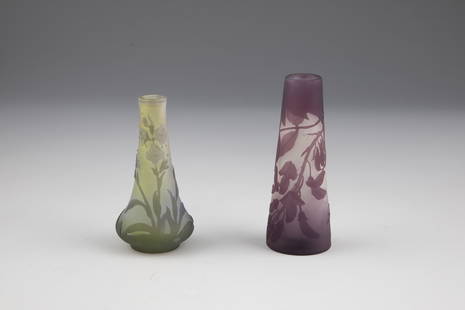 Two small vases: Two small vases Emile GallÃ©, Nancy, 1904-06 flashed and flashed glass. Etched dÃ©cor in relief all around: flowers and buds with foliage. Inner drawing in shallow high and needle etching. Wall