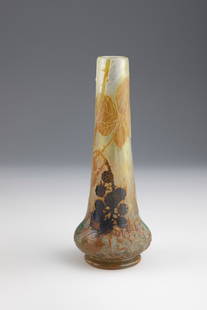 Long-necked vase with blackberry branch: Long-necked vase with blackberry branch Daum FrÃ¨res, Nancy, c. 1910 Colorless glass with melted and melted powder in yellow, red, green and violet. Etched dÃ©cor all around: foliage and fruits