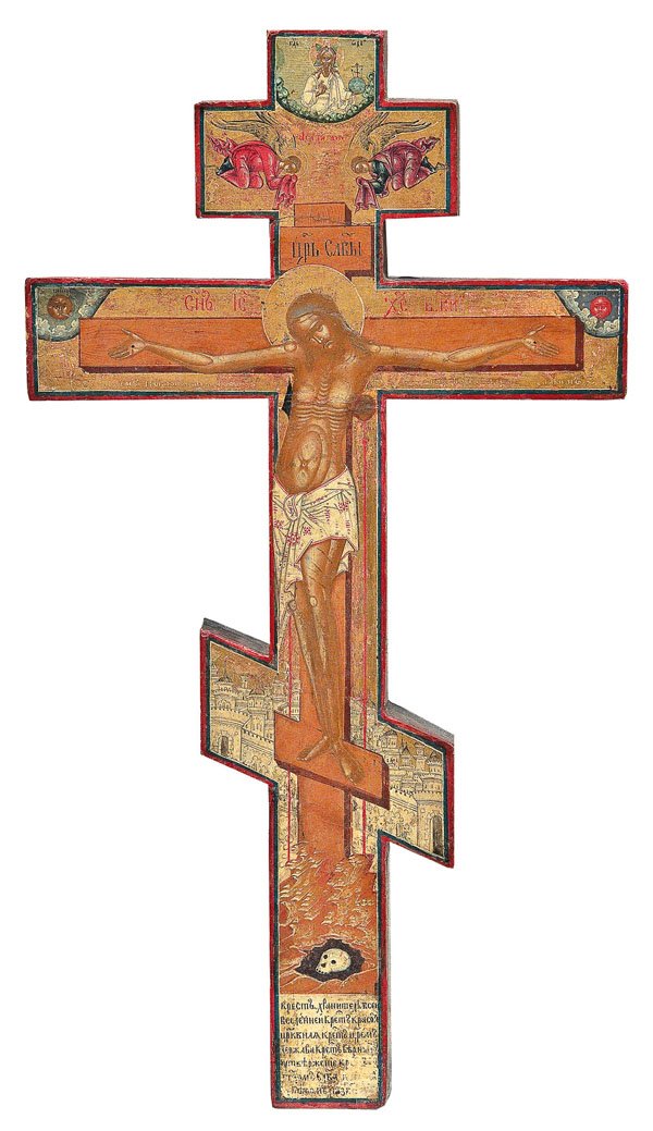 Sehr feines Hauskreuz: Sehr feines Hauskreuz Zentralrussland, um 1800 Eitempera auf Kreidegrund auf Holz. Hintergrund vergoldet. Darstellung des gekreuzigten Christus am Kreuz flankiert von Sonne und Mond. Am Fuße des Kreu