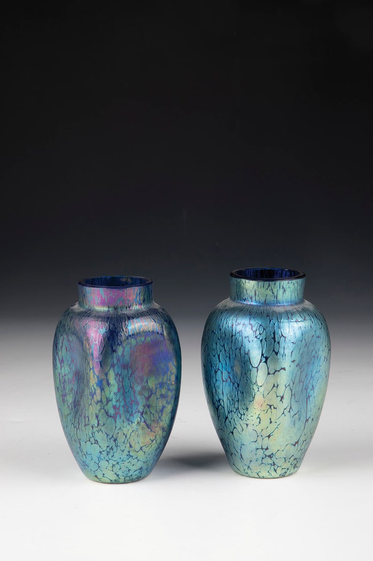 Pair of vases ''cobalt Papillon'' (1 of 1)
