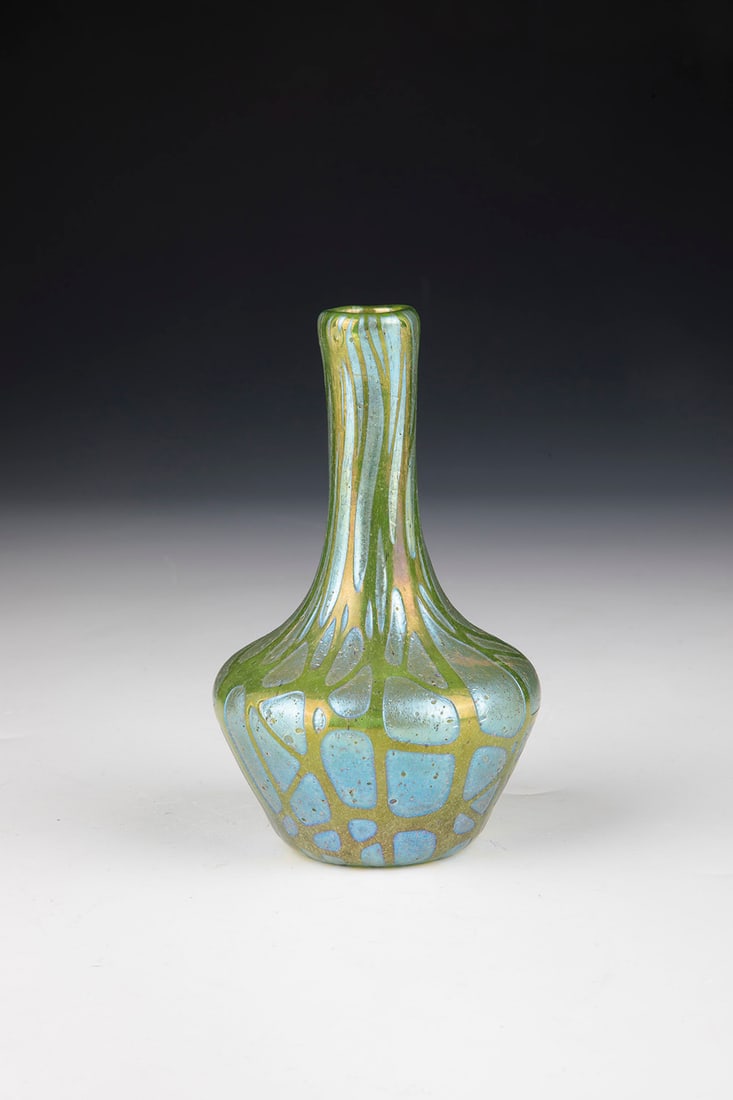 Small Vase ''creta Pampas'' (1 of 1)