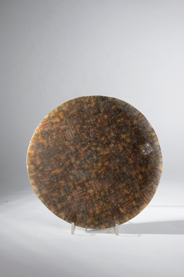 Shell Object: Bowl object Giles Bettison , 1999 Multicolored prefabricated murrine fused together. Surface finely matted. Signature cane : Bldg. H. 26.5 cm Lit.: D. Klein, Artists in Glass, p. 28 f.; Rosa Barovier