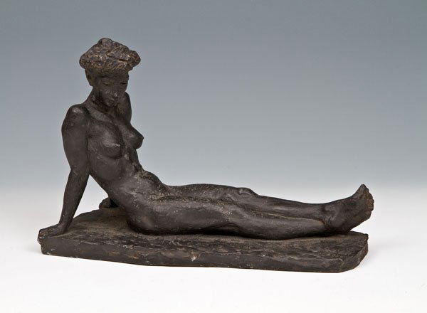 Hans Gisler: Hans Gisler Hans, GislerHans Gisler Schweiz, 1889 - 1972 Sitzender Damenakt. 1941. Terracotta, schwarz, besch. Auf Plinthe signiert und datiert ''H. Gisler 1941''. 30,5 x 47 cm Sitting female nude. 19