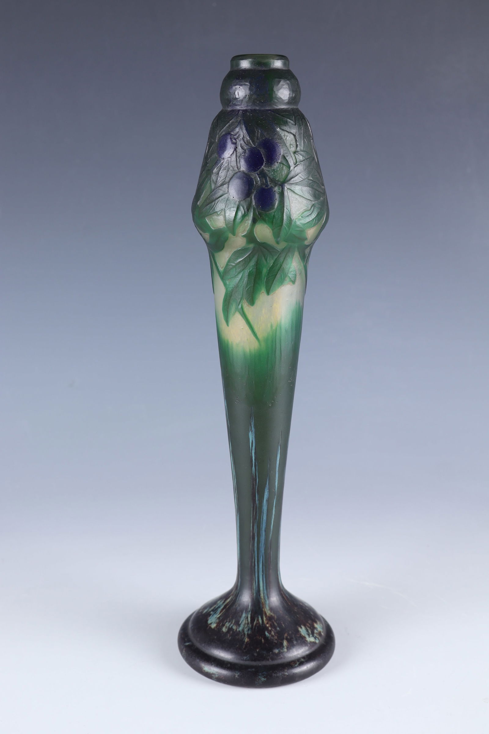 Important vase ''Prunelles'' (1 of 1)