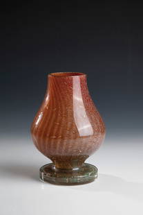 Vase ''Ikora'' - Crystal: Vase ''Ikora'' - crystal Karl Wiedmann (decorative technique), WMF, Geislingen, 1930-35 Colourless glass with colour and oxide melting between the layers. With crackle formation. H. 19 cm.Vase