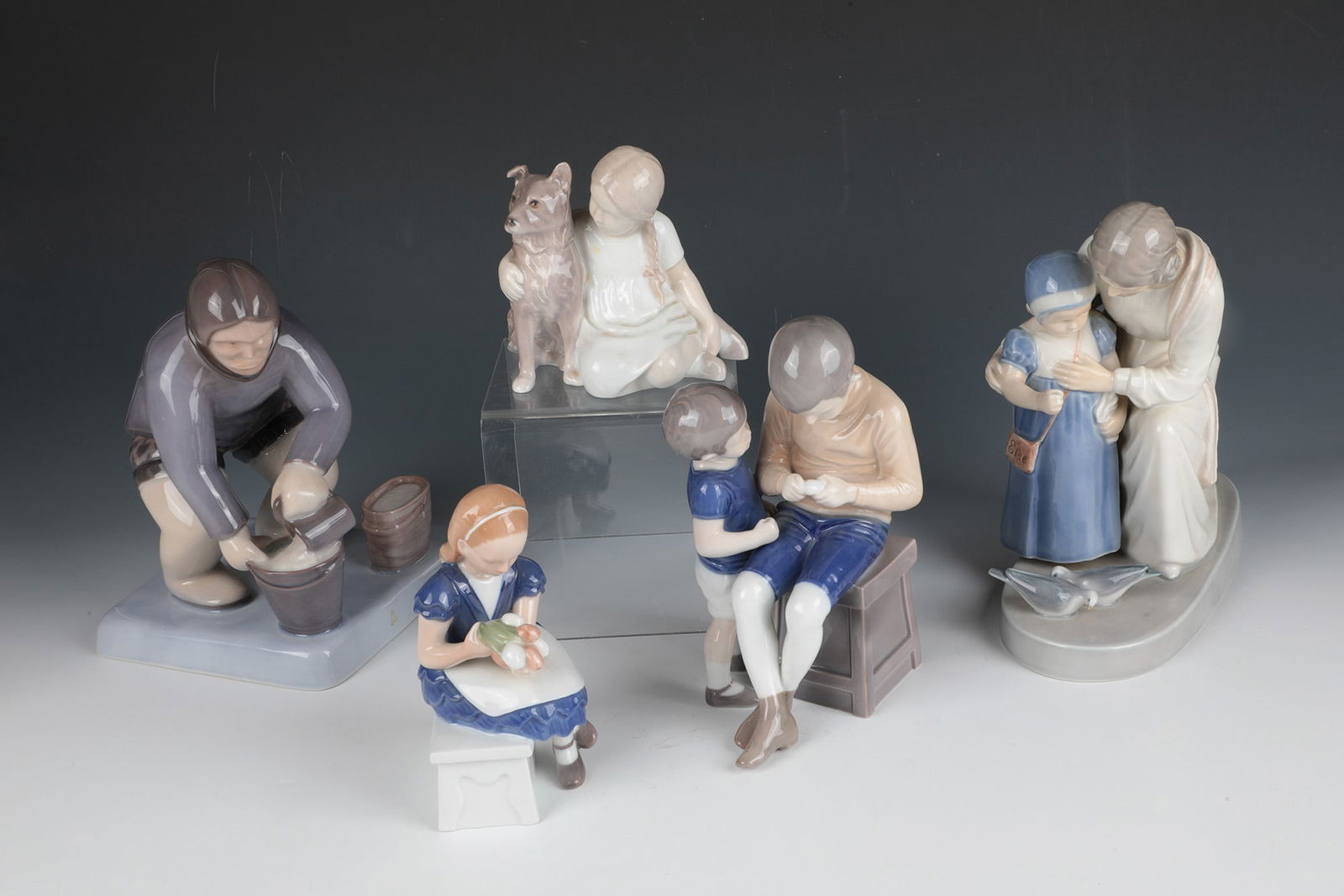 Five figures (1 of 1)