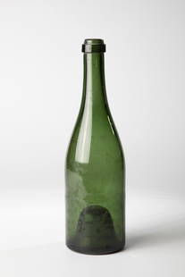 Wine bottle: Wine bottle 20th century Green, thick-walled glass with a raised bottom. Reinforced muzzle rim. H. 30 cm