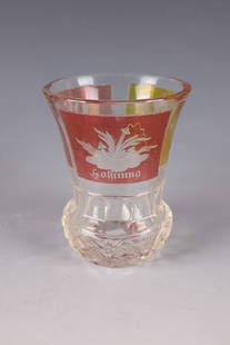 Cup: Beaker Bohemia, 19th century Colourless glass with cut-decorated Ranft. Above the peeled wall base, two red-glazed and one yellow-stained rectangular cartouche with cut allegories of love, faith, hope